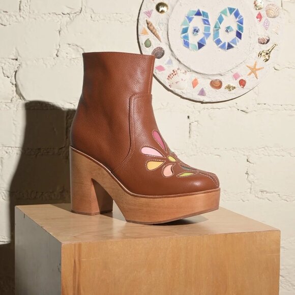 CHARLOTTE STONE PENNY BOOTS WHISKEY FLORAL - Picture 2 of 3